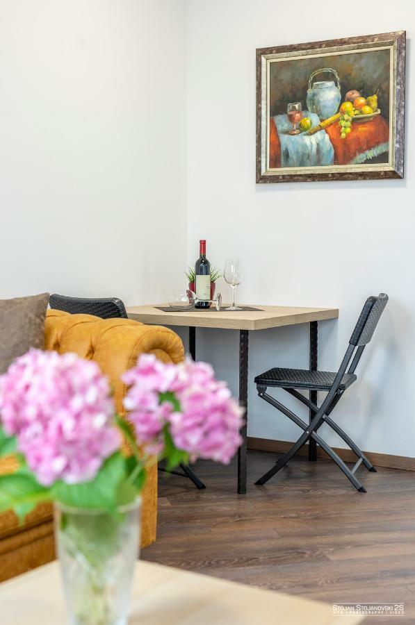 Urania Apartments Охрид Екстер'єр фото
